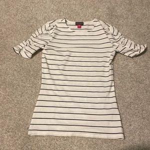 Vince Camuto Blouse/dress top!! Size XXS